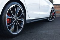 USED 2019 69 HYUNDAI I30 2.0 T-GDi N Performance Hatchback 5dr Petrol Manual Euro 6 (s/s) (275 ps) WINTER PACK / POLAR WHITE
