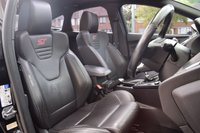 USED 2015 15 FORD FOCUS 2.0 ST-3 5d 247 BHP SUNROOF HEATED STEERING WHEEL