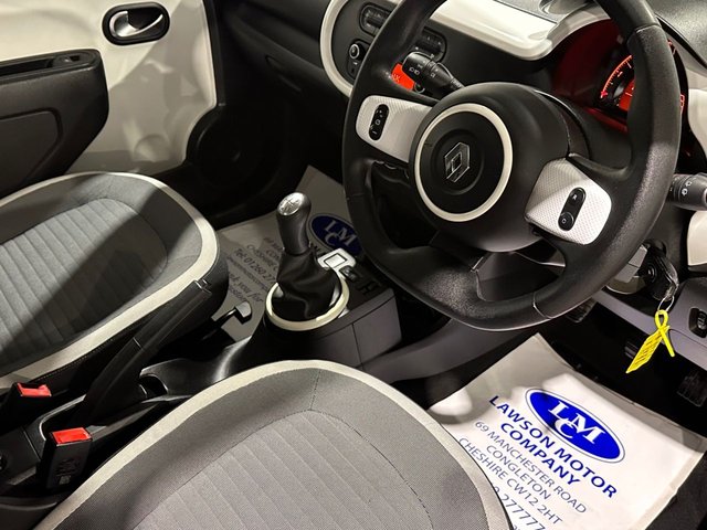 View our RENAULT TWINGO
