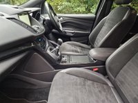 USED 2017 17 FORD KUGA 2.0 TDCi EcoBlue ST-Line SUV 5dr Diesel Manual Euro 6 (s/s) (150 ps) ZERO DEPOSIT FINANCE AVAILABLE
