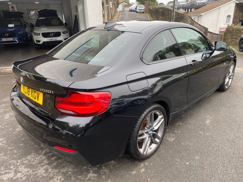 USED 2018 18 BMW 2 SERIES 2.0 220i M Sport Coupe 2dr Petrol Auto Euro 6 (s/s) (184 ps) DAB + SAT NAV