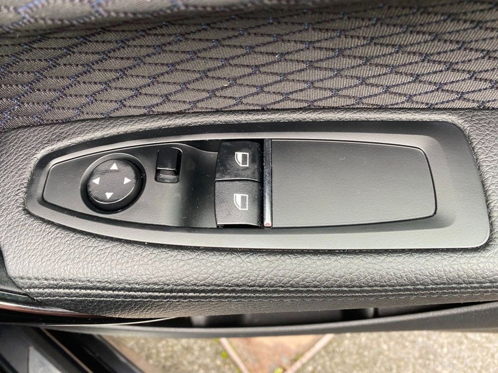 USED 2018 18 BMW 2 SERIES 2.0 220i M Sport Coupe 2dr Petrol Auto Euro 6 (s/s) (184 ps) DAB + SAT NAV