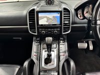 USED 2013 13 PORSCHE CAYENNE 4.8T V8 Turbo SUV 5dr Petrol TiptronicS 4WD Euro 5 (s/s) (500 ps) &pound;8909 OF FACTORY FIT UPGRADES