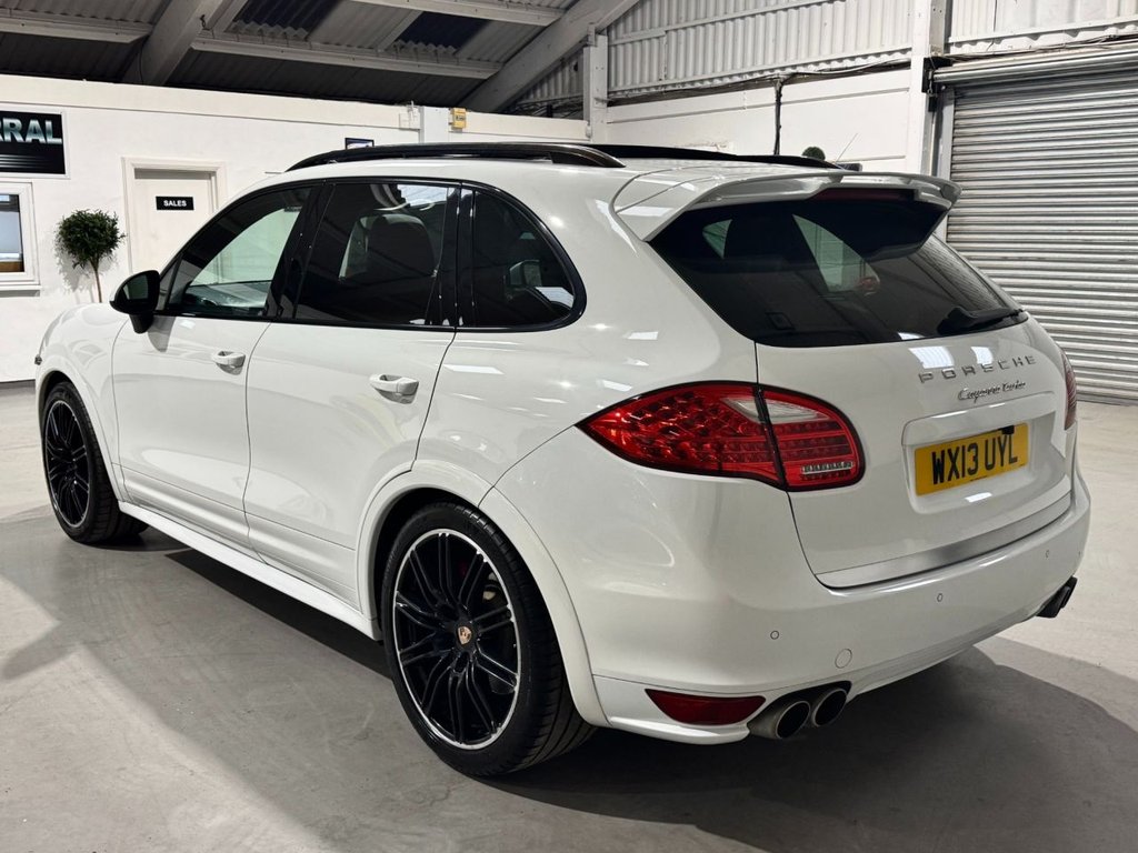 USED 2013 13 PORSCHE CAYENNE 4.8T V8 Turbo SUV 5dr Petrol TiptronicS 4WD Euro 5 (s/s) (500 ps) &pound;8909 OF FACTORY FIT UPGRADES