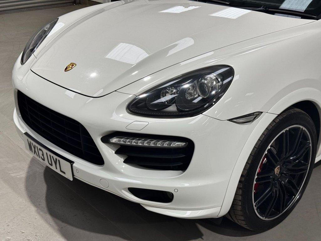 USED 2013 13 PORSCHE CAYENNE 4.8T V8 Turbo SUV 5dr Petrol TiptronicS 4WD Euro 5 (s/s) (500 ps) &pound;8909 OF FACTORY FIT UPGRADES
