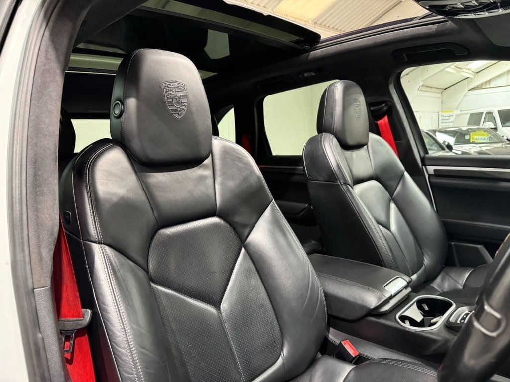 USED 2013 13 PORSCHE CAYENNE 4.8T V8 Turbo SUV 5dr Petrol TiptronicS 4WD Euro 5 (s/s) (500 ps) &pound;8909 OF FACTORY FIT UPGRADES