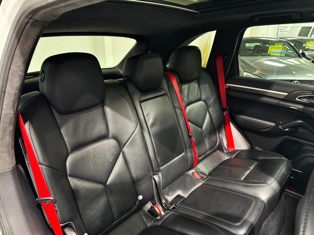 USED 2013 13 PORSCHE CAYENNE 4.8T V8 Turbo SUV 5dr Petrol TiptronicS 4WD Euro 5 (s/s) (500 ps) &pound;8909 OF FACTORY FIT UPGRADES
