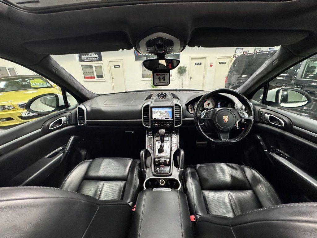 USED 2013 13 PORSCHE CAYENNE 4.8T V8 Turbo SUV 5dr Petrol TiptronicS 4WD Euro 5 (s/s) (500 ps) &pound;8909 OF FACTORY FIT UPGRADES