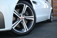 USED 2018 18 JAGUAR XF 3.0d V6 300 Sport Saloon 4dr Diesel Auto Euro 6 (s/s) (300 ps) PAN ROOF / COOLED SEATS / HUD
