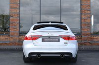 USED 2018 18 JAGUAR XF 3.0d V6 300 Sport Saloon 4dr Diesel Auto Euro 6 (s/s) (300 ps) PAN ROOF / COOLED SEATS / HUD