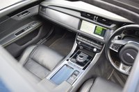 USED 2018 18 JAGUAR XF 3.0d V6 300 Sport Saloon 4dr Diesel Auto Euro 6 (s/s) (300 ps) PAN ROOF / COOLED SEATS / HUD