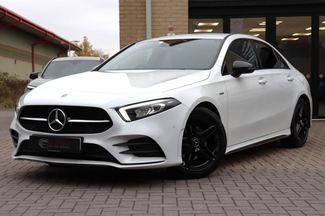 2022 22 Mercedes-Benz A-Class A180 2.0 AMG LINE EXCLUSIVE