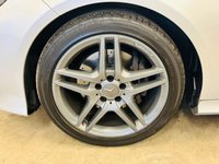 USED 2015 15 MERCEDES-BENZ E-CLASS 2.1 E220 BlueTEC AMG Night Edition Saloon 4 Door Diesel G-Tronic+ Euro 6 (s/s) (177 ps) 1 PREVIOUS OWNER ULEZ EURO 6