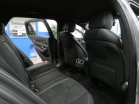 USED 2019 19 MERCEDES-BENZ E-CLASS 2.0 E300de 13.5kWh AMG Line Estate 5dr Diesel Plug-in Hybrid G-Tronic+ Euro 6 (s/s) (306 ps) STUNNING EXAMPLE SAT NAV HEATED PART LEATHER INTERIOR PARKING SENSORS 1 OWNER EXCELLENT SERVICE HISTORY WARRANTY