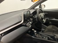 USED 2020 69 TOYOTA C-HR 1.8 VVT-h Icon SUV 5dr Petrol Hybrid CVT Euro 6 (s/s) (122 ps) 