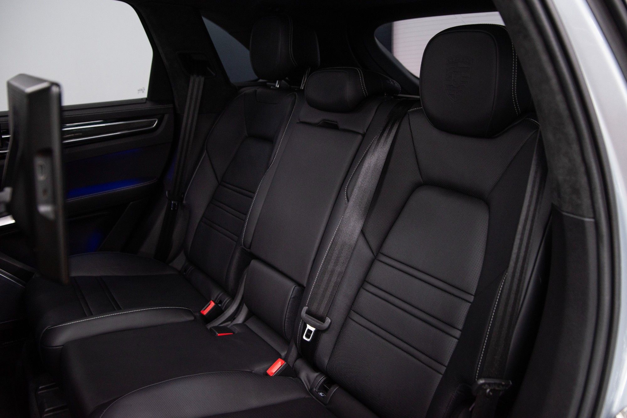 USED 2023 PORSCHE CAYENNE 4.0T V8 Turbo 