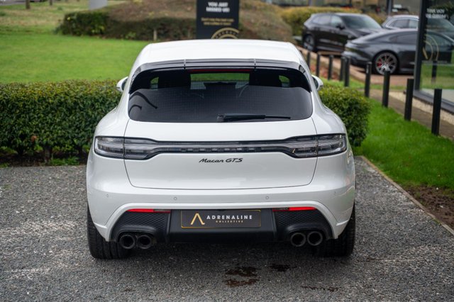 View our PORSCHE MACAN