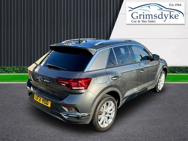 View our VOLKSWAGEN T-ROC