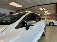 USED 2015 65 RENAULT CLIO 1.5 dCi Dynamique Nav Hatchback 5dr Diesel Manual  LOW RATE FINANCE AVAILABLE + RAC PLATINUM WARRANTY INCLUDED