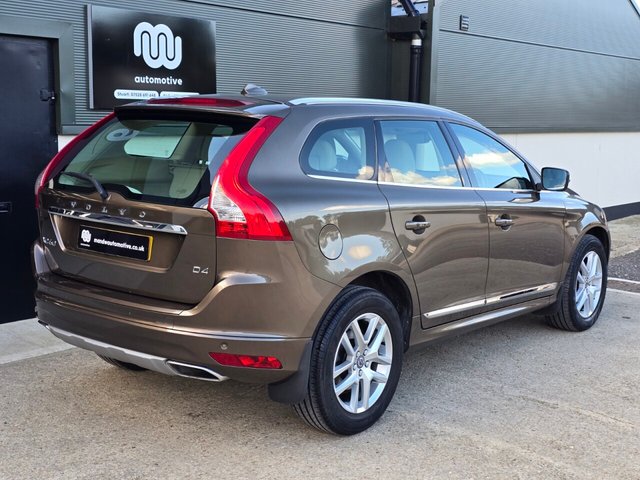 View our VOLVO XC60