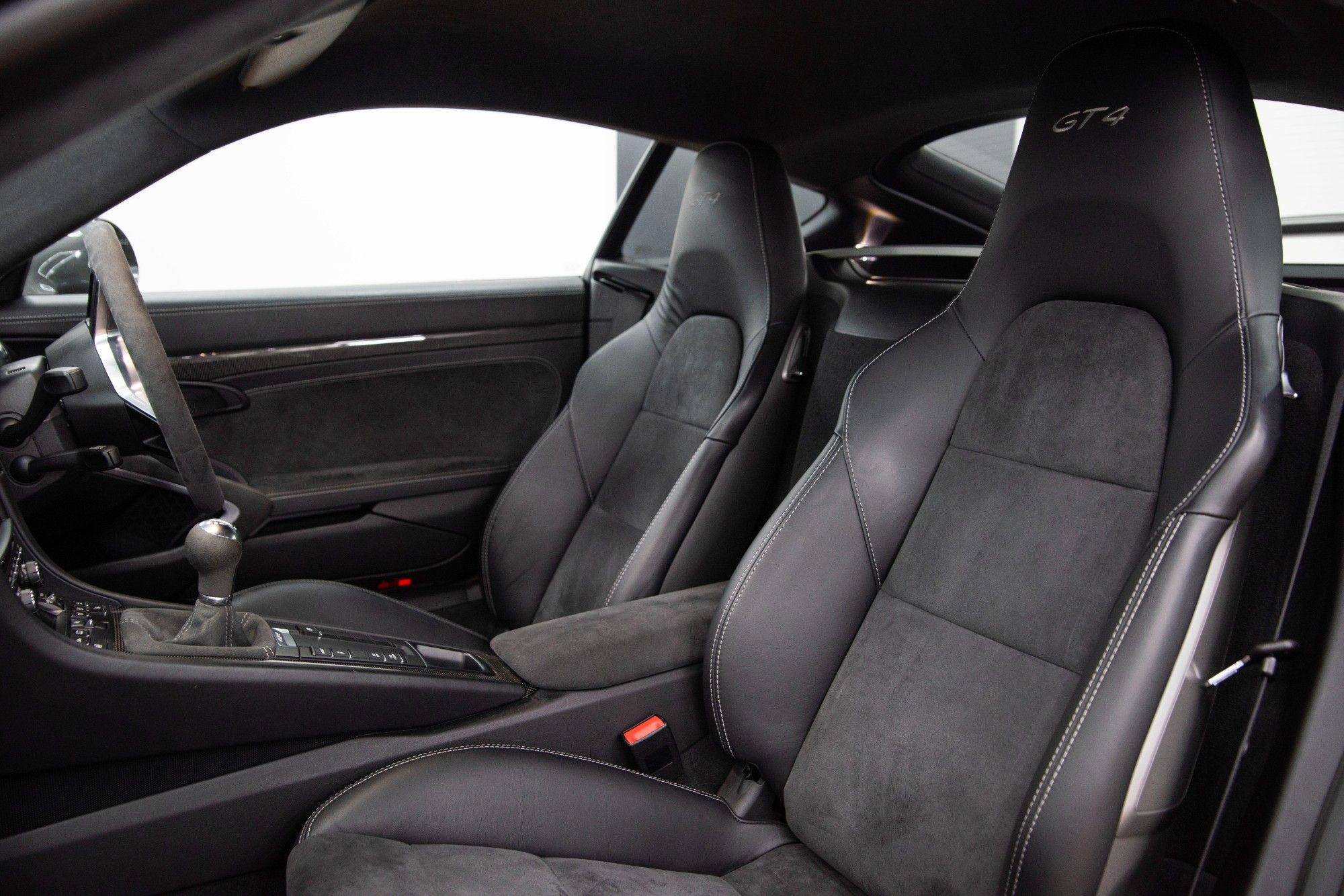 USED 2016 65 PORSCHE CAYMAN 3.8 981 GT4 