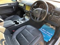 USED 2014 64 VOLKSWAGEN TOUAREG 3.0 TDI V6 BlueMotion Tech R-Line SUV 5dr Diesel Tiptronic 4WD Euro 6 (s/s) (262 ps) F/VW HISTORY-HTD SEATS/STEERING