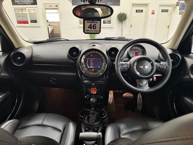 View our MINI COUNTRYMAN