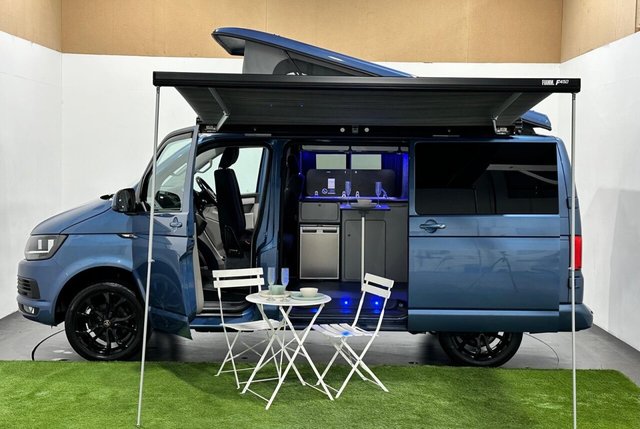 2018 18 Volkswagen VW Camper 2.0 TDI T28 BlueMotion Tech Highline Camper 5dr Diesel Manual  SWB Euro 6 (s/s) (102 ps)