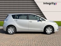 USED 2009 09 TOYOTA VERSO 1.8 V-Matic T2 MPV 5dr Petrol Manual Euro 4 (147 ps) 7 Seater | Rear Parking Sensors