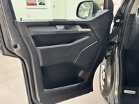 USED 2019 69 VOLKSWAGEN TRANSPORTER SHUTTLE 2.0 TDI SE Minibus Double Cab 5dr Diesel DSG FWD LWB Euro 6 (s/s) (150 ps) 