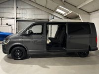 USED 2019 69 VOLKSWAGEN TRANSPORTER SHUTTLE 2.0 TDI SE Minibus Double Cab 5dr Diesel DSG FWD LWB Euro 6 (s/s) (150 ps) 