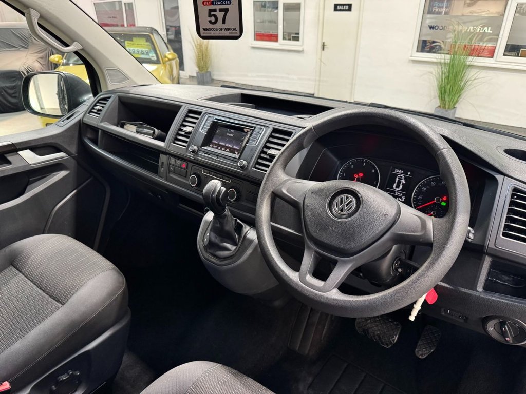 USED 2019 69 VOLKSWAGEN TRANSPORTER SHUTTLE 2.0 TDI SE Minibus Double Cab 5dr Diesel DSG FWD LWB Euro 6 (s/s) (150 ps) 