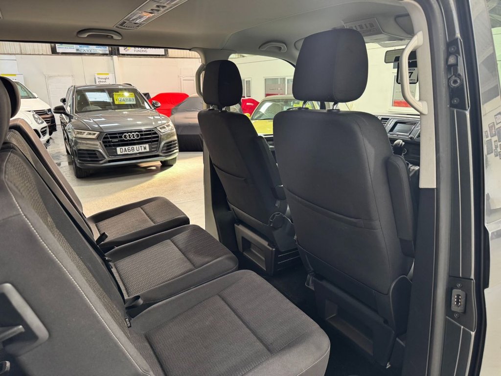 USED 2019 69 VOLKSWAGEN TRANSPORTER SHUTTLE 2.0 TDI SE Minibus Double Cab 5dr Diesel DSG FWD LWB Euro 6 (s/s) (150 ps) 