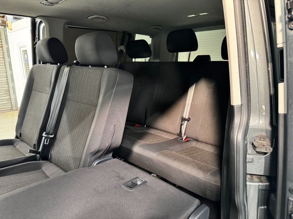 USED 2019 69 VOLKSWAGEN TRANSPORTER SHUTTLE 2.0 TDI SE Minibus Double Cab 5dr Diesel DSG FWD LWB Euro 6 (s/s) (150 ps) 