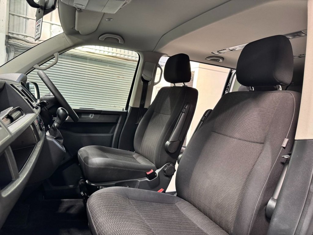 USED 2019 69 VOLKSWAGEN TRANSPORTER SHUTTLE 2.0 TDI SE Minibus Double Cab 5dr Diesel DSG FWD LWB Euro 6 (s/s) (150 ps) 