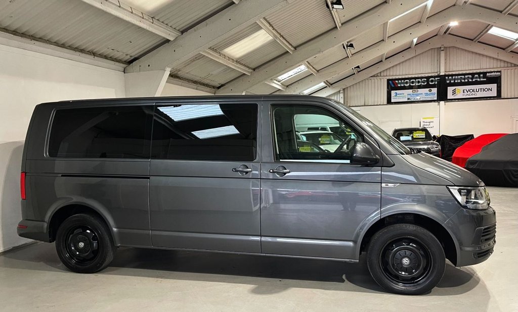 USED 2019 69 VOLKSWAGEN TRANSPORTER SHUTTLE 2.0 TDI SE Minibus Double Cab 5dr Diesel DSG FWD LWB Euro 6 (s/s) (150 ps) 