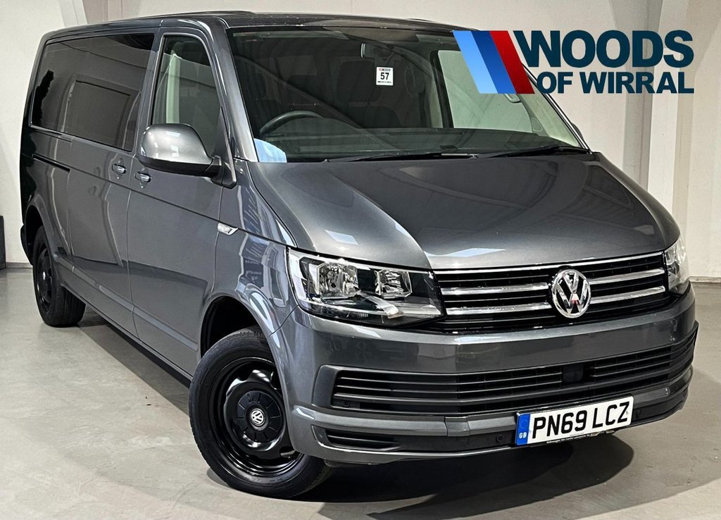 USED 2019 69 VOLKSWAGEN TRANSPORTER SHUTTLE 2.0 TDI SE Minibus Double Cab 5dr Diesel DSG FWD LWB Euro 6 (s/s) (150 ps) 