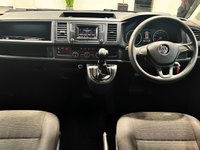 USED 2019 19 VOLKSWAGEN TRANSPORTER SHUTTLE 2.0 TDI SE Minibus Double Cab 5dr Diesel DSG FWD LWB Euro 6 (s/s) (150 ps) 