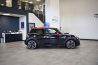 USED 2016 16 MINI HATCH 2.0 John Cooper Works Hatchback 3dr Petrol Auto Euro 6 (s/s) (231 ps) Chili, Media, Pro Exhaust, HUD