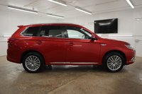 USED 2019 19 MITSUBISHI OUTLANDER 2.4h TwinMotor 13.8kWh 4h SUV 5dr Petrol Plug-in Hybrid CVT 4WD Euro 6 (s/s) (209 ps) FULLY LOADED WITH VERY LOW MILEAGE
