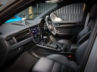 USED 2022 72 PORSCHE MACAN 2.9T V6 S SUV 5dr Petrol PDK 4WD Euro 6 (s/s) (380 ps) PANORAMIC ROOF, 18-WAY MEMORY SEATS, SPORTS EXHAUST, BOSE, SPORTDESIGN SIDE SKIRTS, EXCLUSIVE DESIGN WHEELS AND MORE!!!
