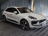 USED 2022 72 PORSCHE MACAN 2.9T V6 S SUV 5dr Petrol PDK 4WD Euro 6 (s/s) (380 ps) PANORAMIC ROOF, 18-WAY MEMORY SEATS, SPORTS EXHAUST, BOSE, SPORTDESIGN SIDE SKIRTS, EXCLUSIVE DESIGN WHEELS AND MORE!!!
