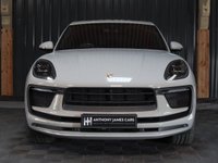 USED 2022 72 PORSCHE MACAN 2.9T V6 S SUV 5dr Petrol PDK 4WD Euro 6 (s/s) (380 ps) PANORAMIC ROOF, 18-WAY MEMORY SEATS, SPORTS EXHAUST, BOSE, SPORTDESIGN SIDE SKIRTS, EXCLUSIVE DESIGN WHEELS AND MORE!!!