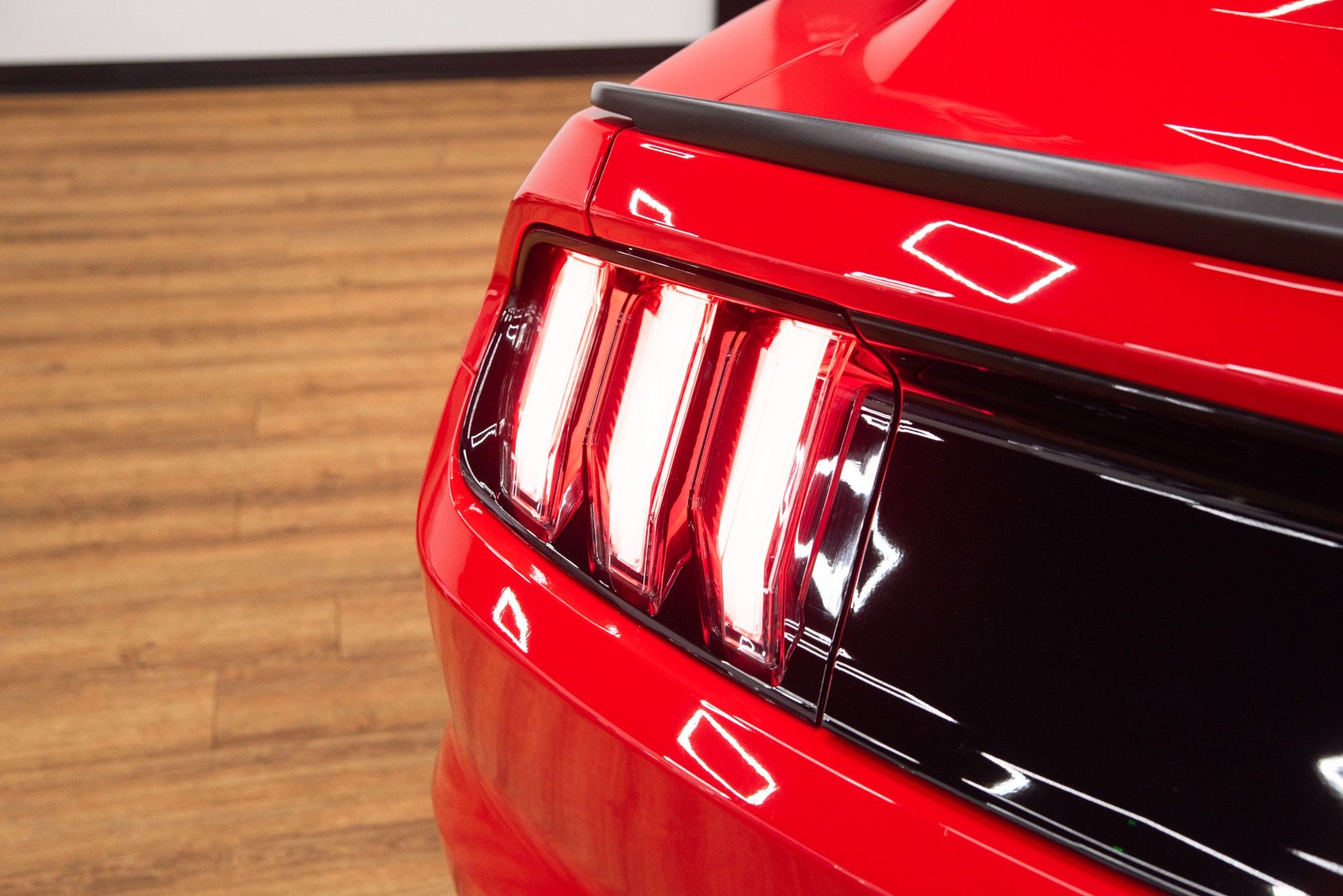 USED 2023 14 FORD MUSTANG 5.0 V8 Mach 1 Fastback 