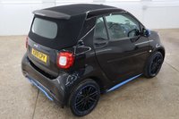 USED 2019 19 SMART FORTWO 17.6kWh Edition Nightsky Convertible 2dr Electric Auto (22kW Charger) (82 ps) STUNNING CONDITION WITH LOW MILEAGE AND LOTS OF FEATURES
