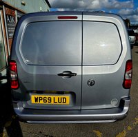 USED 2019 69 VAUXHALL COMBO 1.6 Turbo D 2300 Sportive Panel Van 4dr Diesel Manual L1 H1 Euro 6 (s/s) (100 ps) AIR CON, PARKING SENSORS