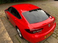 USED 2018 18 VAUXHALL INSIGNIA 1.6 Turbo D BlueInjection SRi Grand Sport 5dr Diesel Automatic Euro 6 (s/s) (136 ps) 2018 VAUXHALL INSIGNIA 'GRAND SPORT 5DR' EURO 6 1.6 TURBO DIESEL - AUTOMATIC TRANSMISSION - 2 FORMER KEEPERS - SERVICE HISTORY