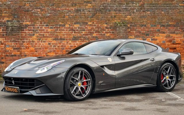 2015 Ferrari F12 Berlinetta F12 Berlinetta 6.2 F1 Dual