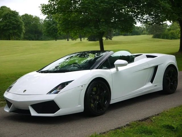 2010 Lamborghini Gallardo LP560 Spyder E Gear