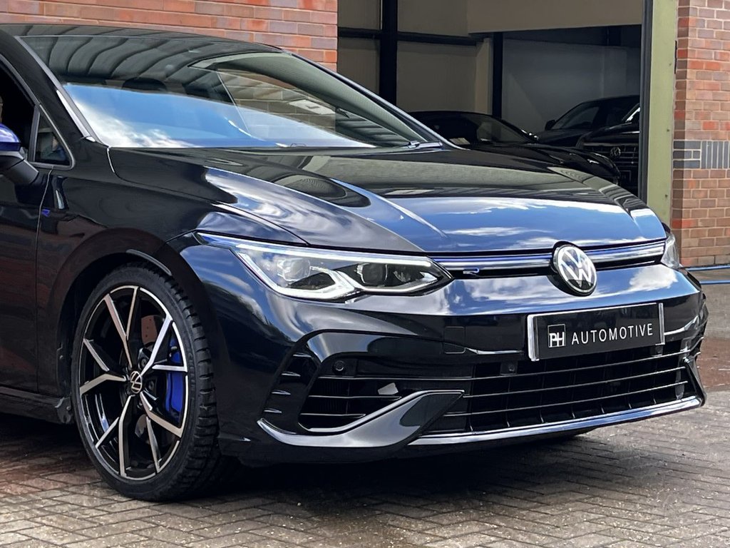 USED 2023 73 VOLKSWAGEN GOLF 2.0 TSI R 20 Years Hatchback 5dr Petrol DSG 4Motion Euro 6 (s/s) (333 ps) R PERFORMACE PACK|FULL LEATHER